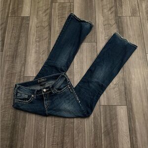 Dark wash Silver co. bootcut jeans “Suki” style